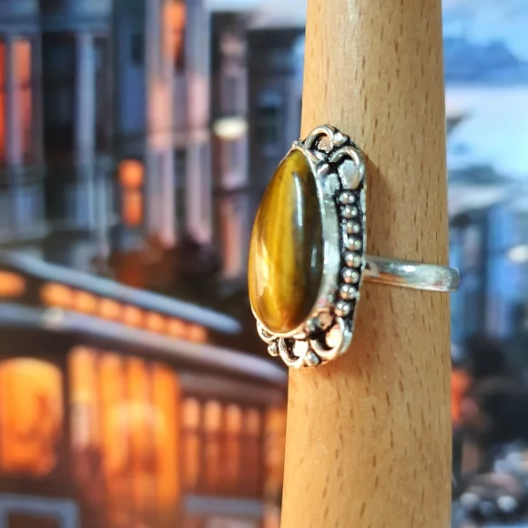 Tiger's Eye Sterling Silver Plated Ring Size 9 - Picture 5 of 10